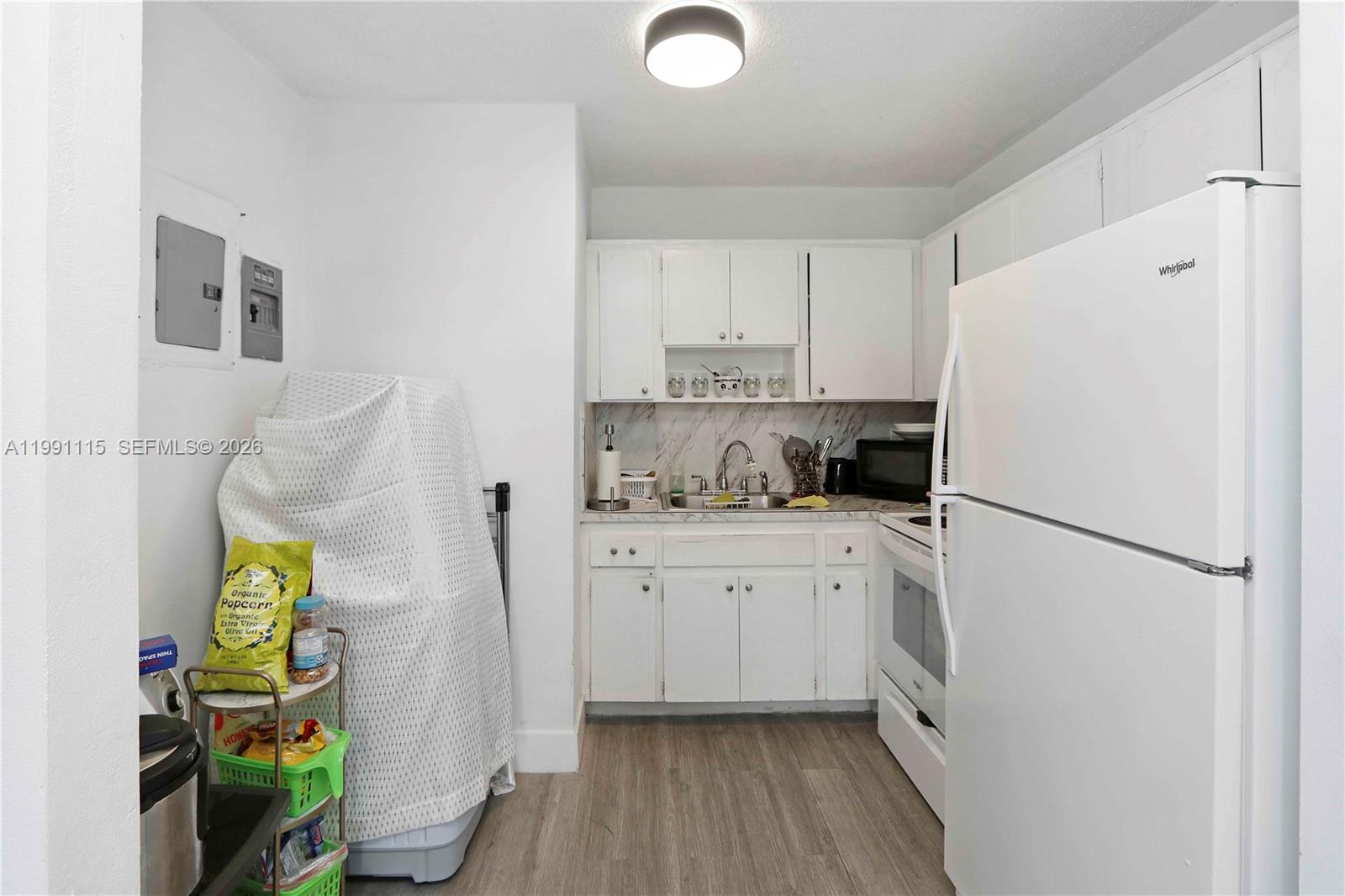   /   кв.футов $ 2026-03-29 0 Фото