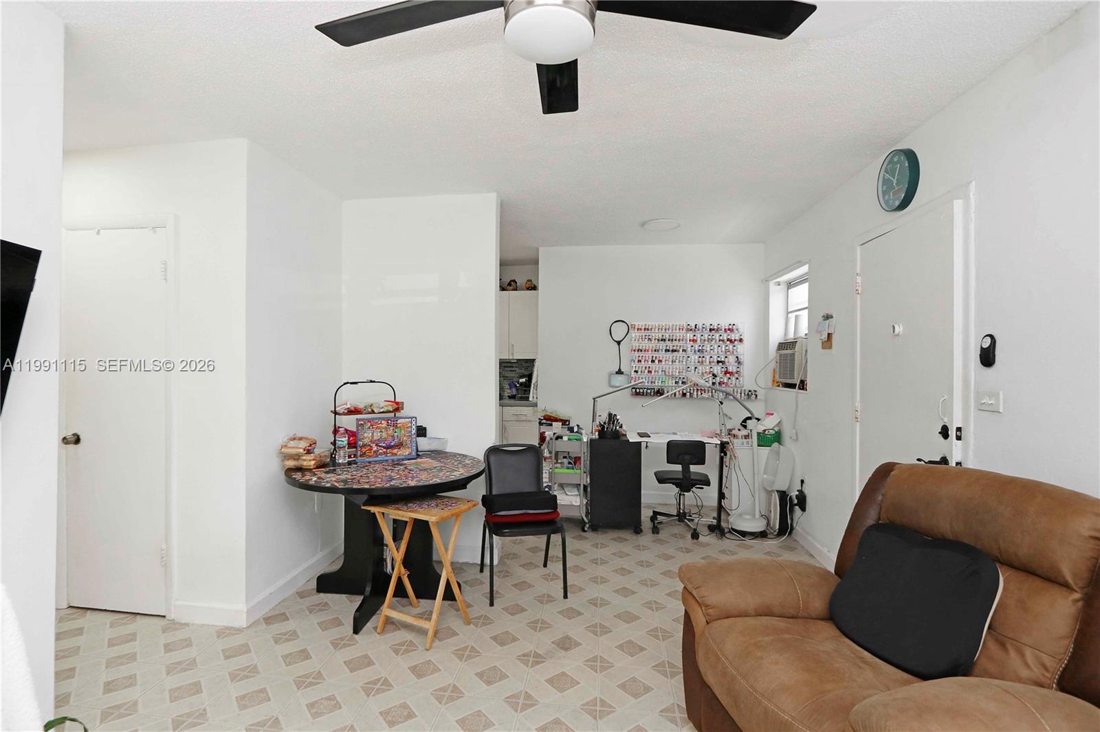   /   кв.футов $ 2026-03-29 0 Фото