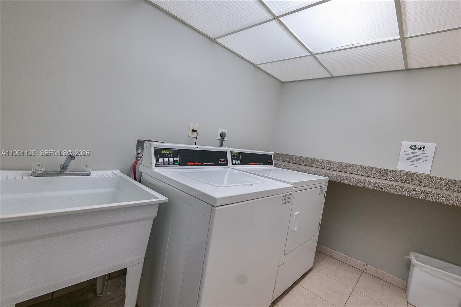 Photo of 2401 Ocean Dr  #305, Hollywood, Florida, 33019 - 