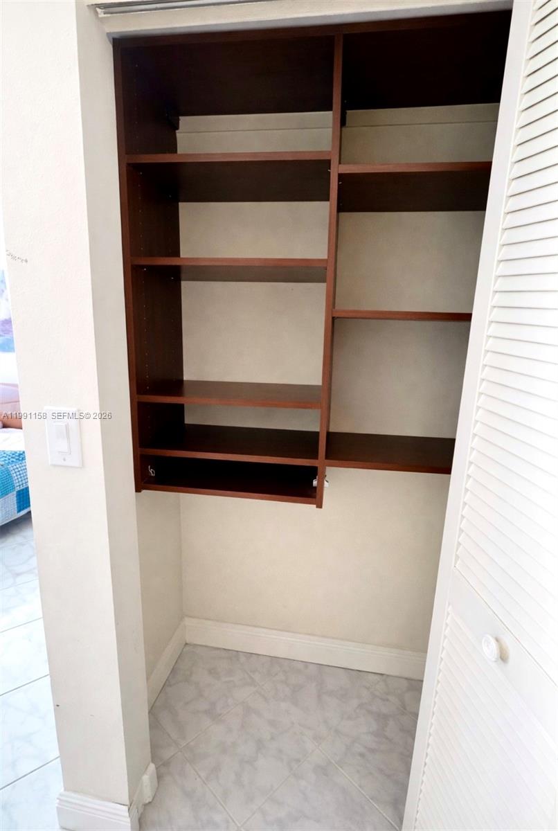 12L 1 / 2 870 sq. ft. $ 2026-03-29 0 Photo