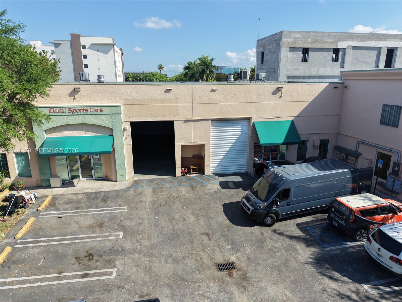 10769  /   sq. ft. $ 2026-03-29 0 foto