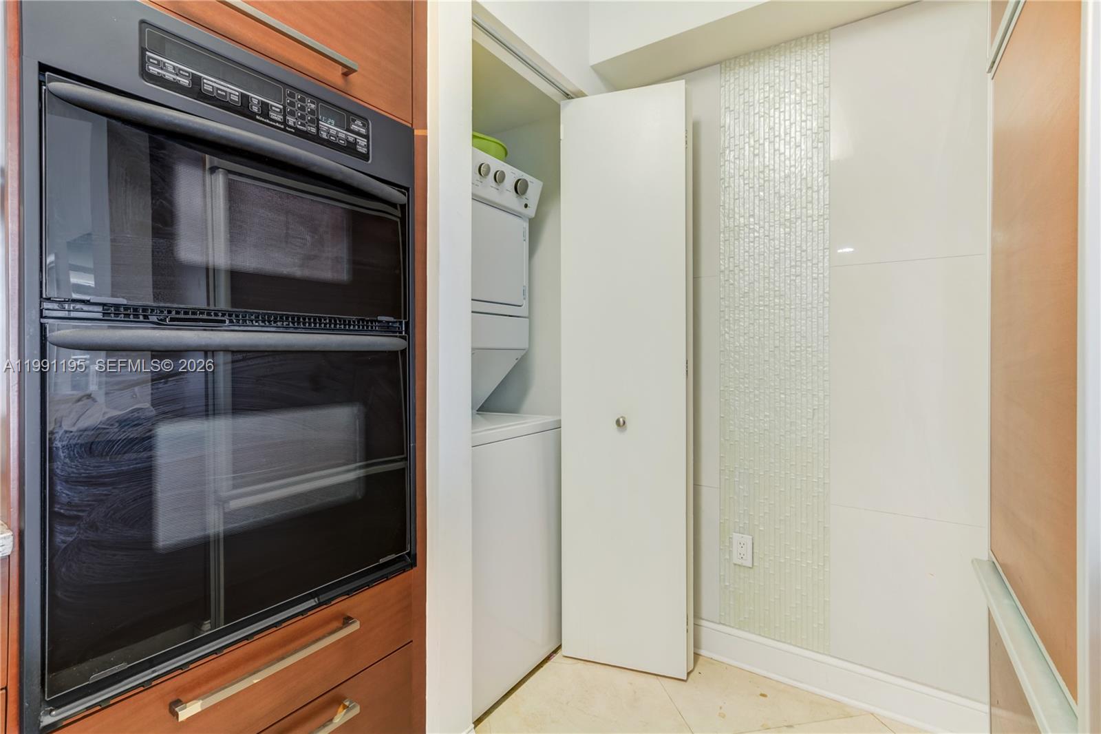 3804 3 / 3 1675 sq. ft. $ 2026-03-29 0 foto