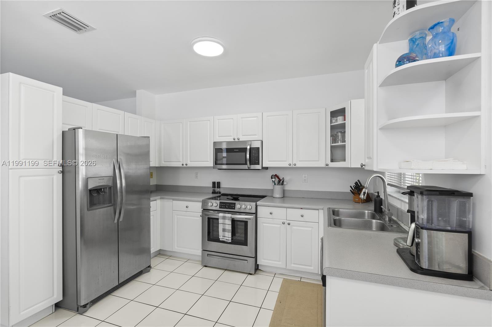 Photo of 1120 Canella Ln  (1120), Hollywood, Florida, 33019 - 