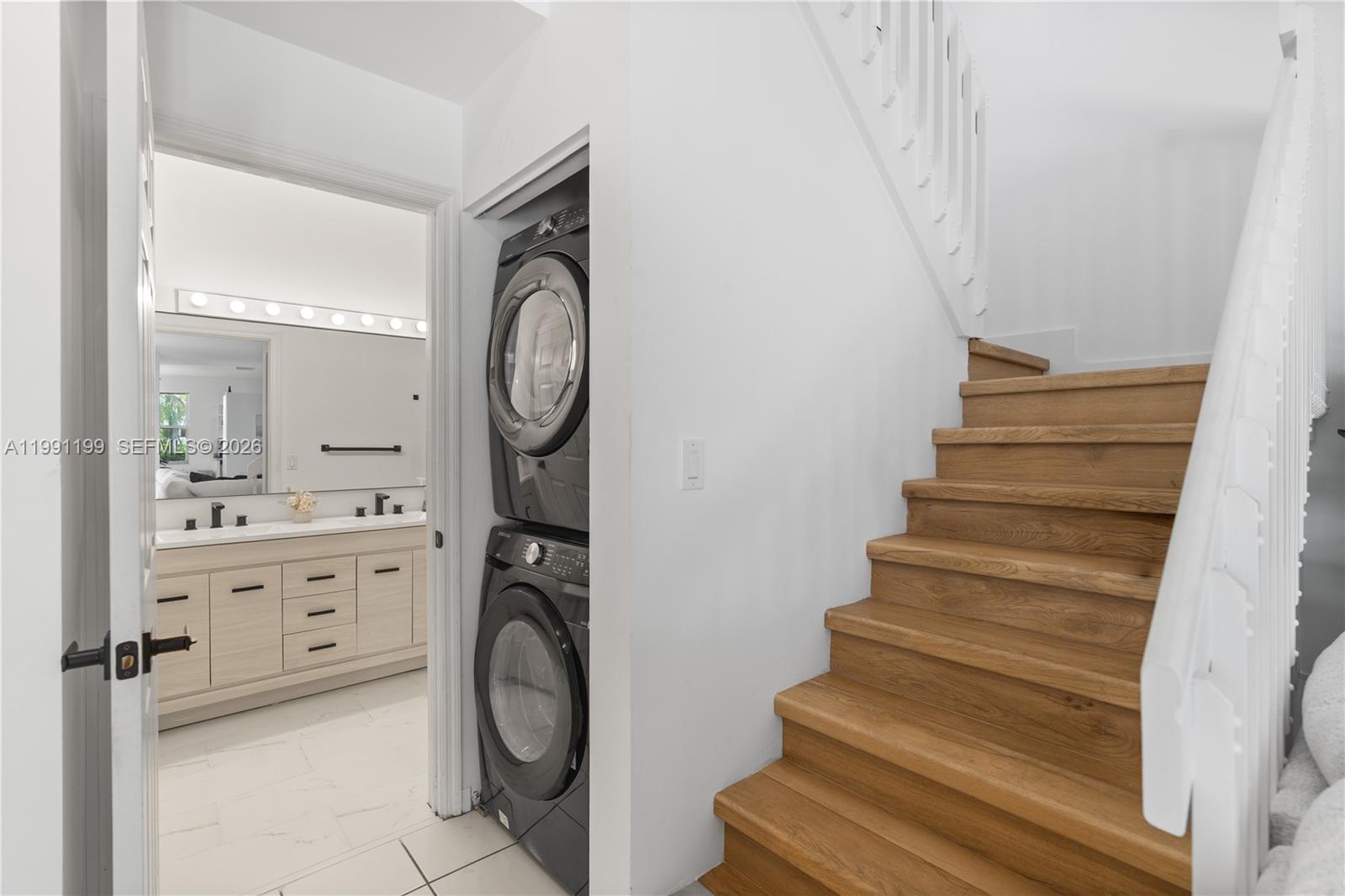 Photo of 1120 Canella Ln  (1120), Hollywood, Florida, 33019 - 