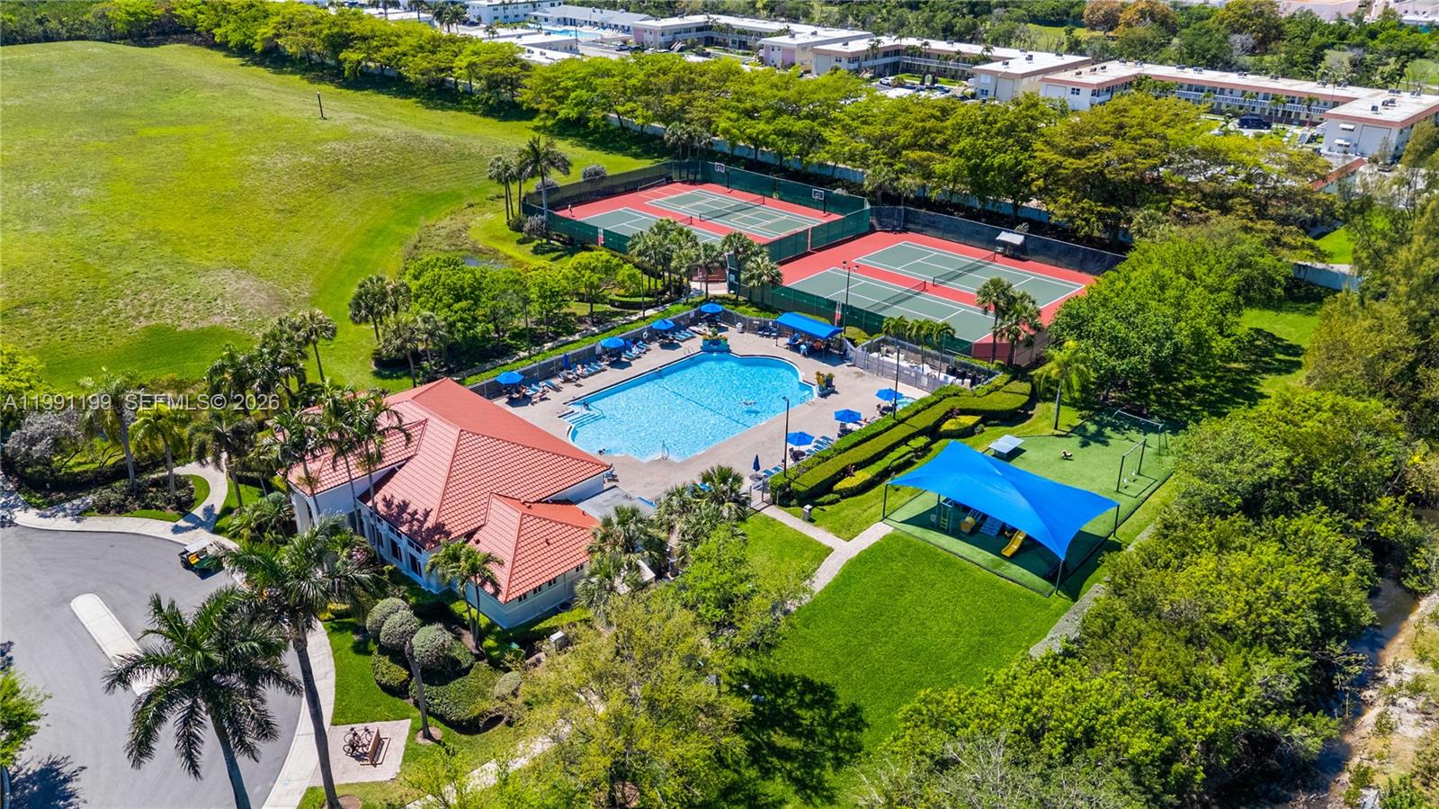 Photo of 1120 Canella Ln  (1120), Hollywood, Florida, 33019 - 