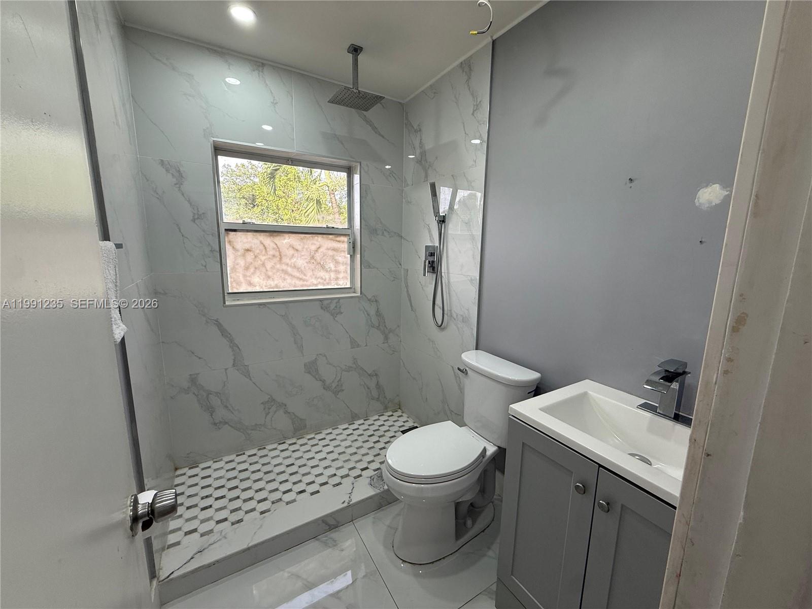   /  1975 sq. ft. $ 2026-03-29 0 foto