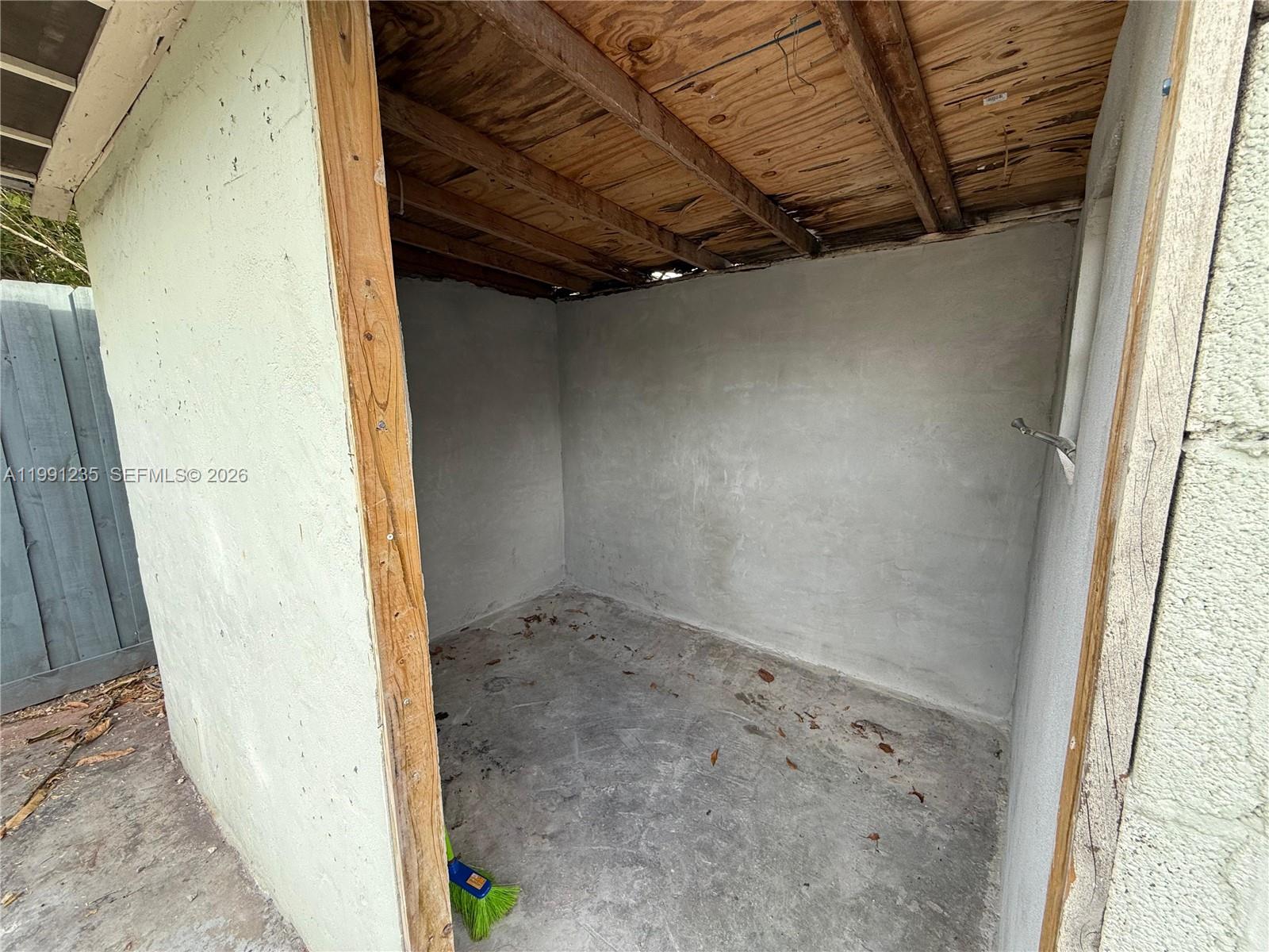   /  1975 sq. ft. $ 2026-03-29 0 foto