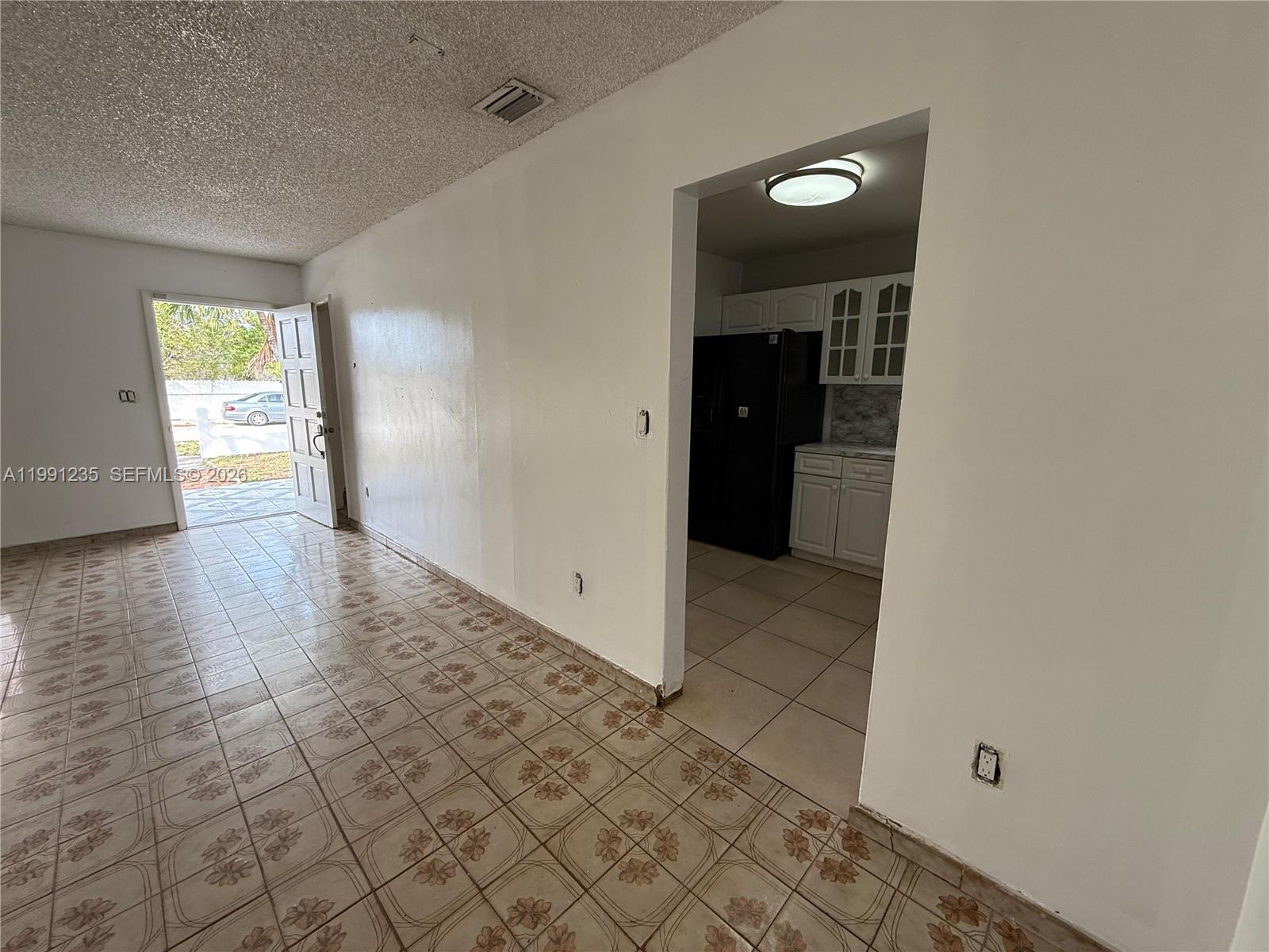   /  1975 sq. ft. $ 2026-03-29 0 foto