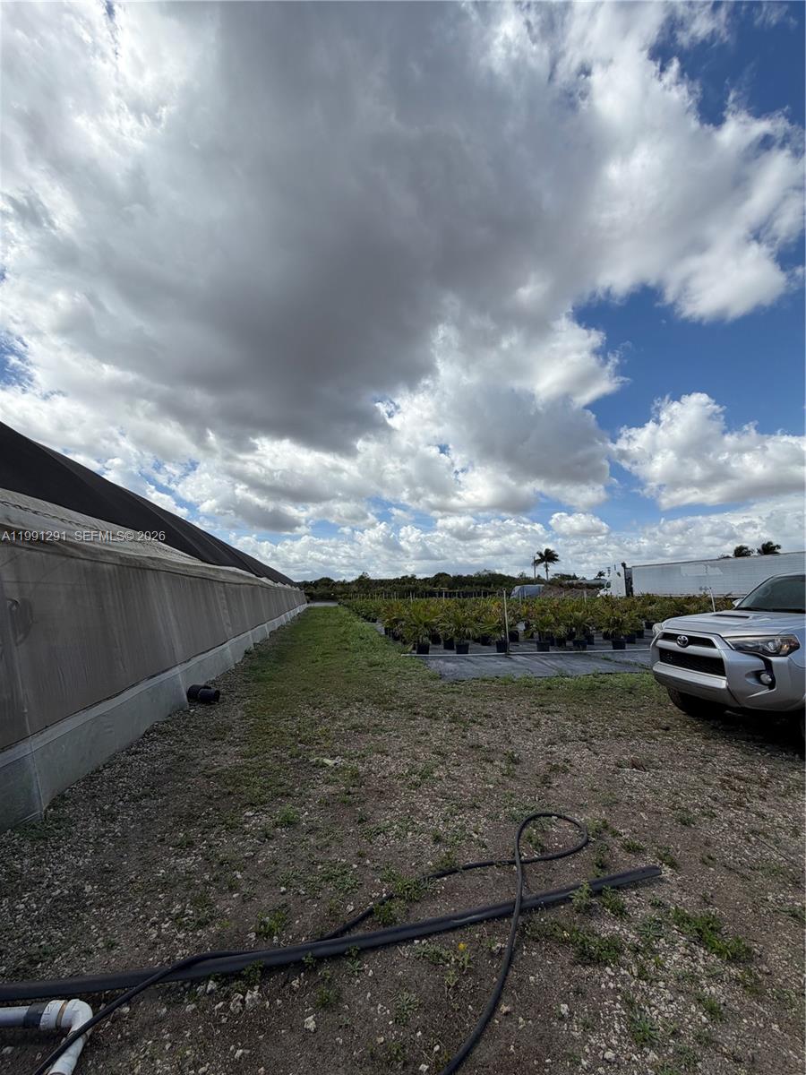   /   кв.футов $ 2026-03-30 0 Фото