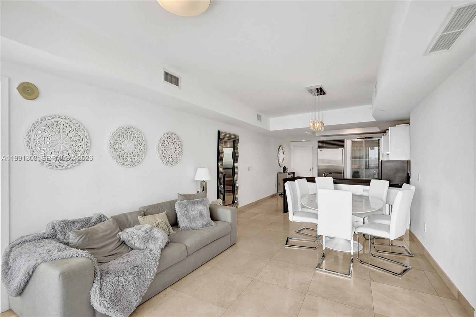 2007 3 / 3 1434 sq. ft. $ 2026-03-30 0 Photo