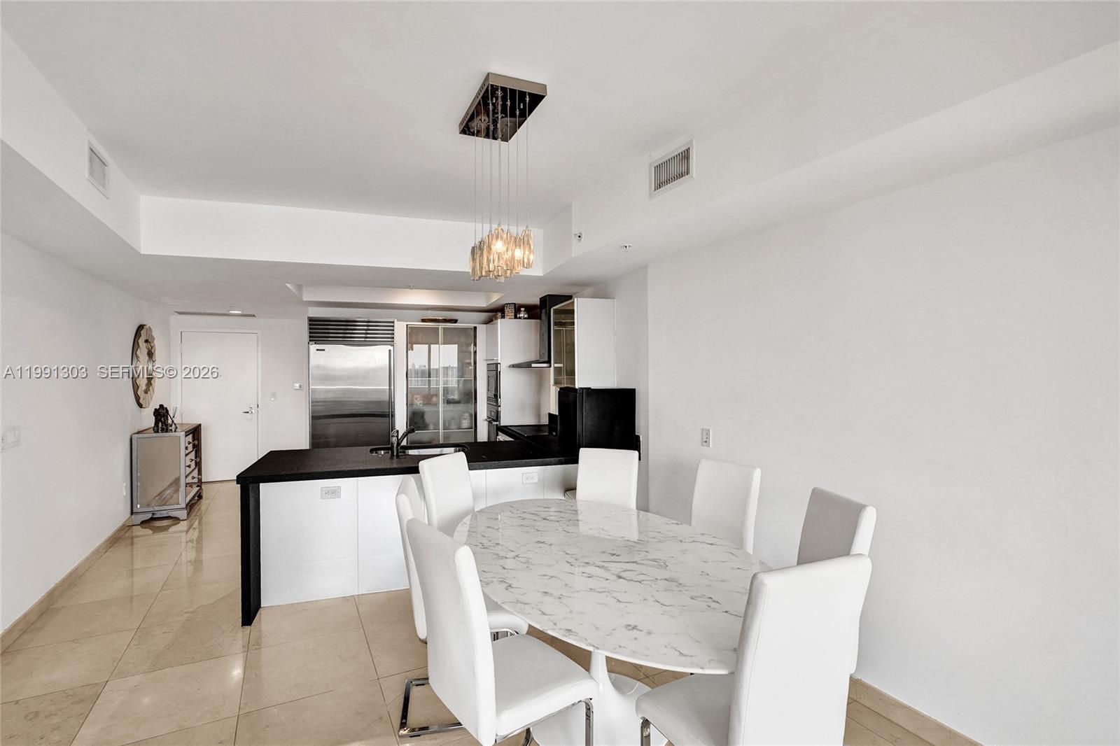 2007 3 / 3 1434 sq. ft. $ 2026-03-30 0 Photo