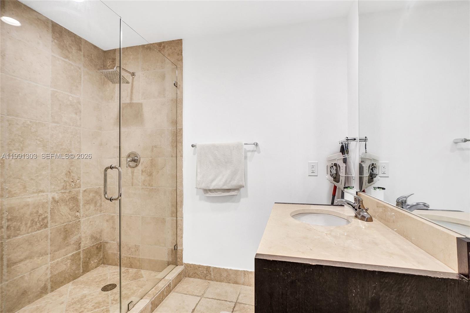 2007 3 / 3 1434 sq. ft. $ 2026-03-30 0 Photo