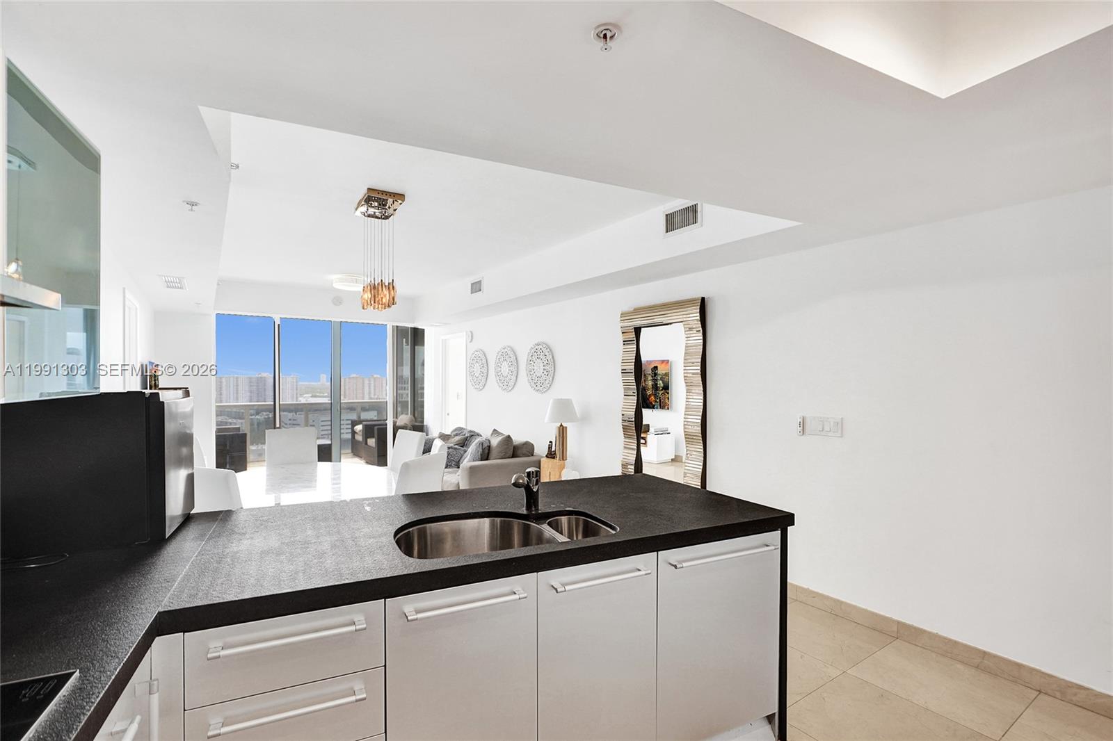 2007 3 / 3 1434 sq. ft. $ 2026-03-30 0 Photo