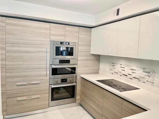 Ver detalles 5-703 2 / 3 1524 sq. ft. $ 2026-04-15 0 foto