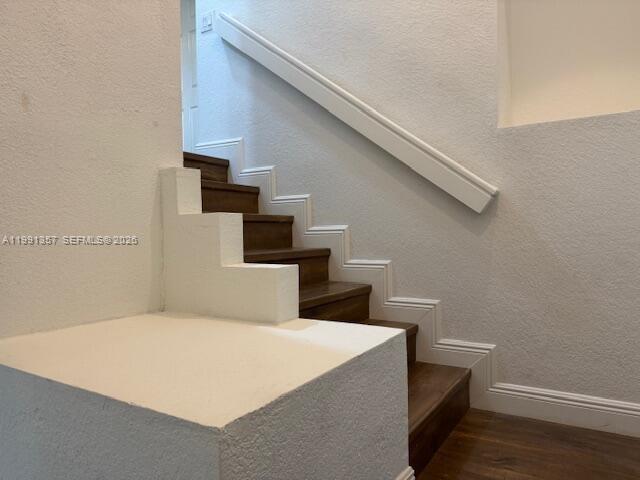 Photo of 949 Harbor Vw N  (949), Hollywood, Florida, 33019 - 