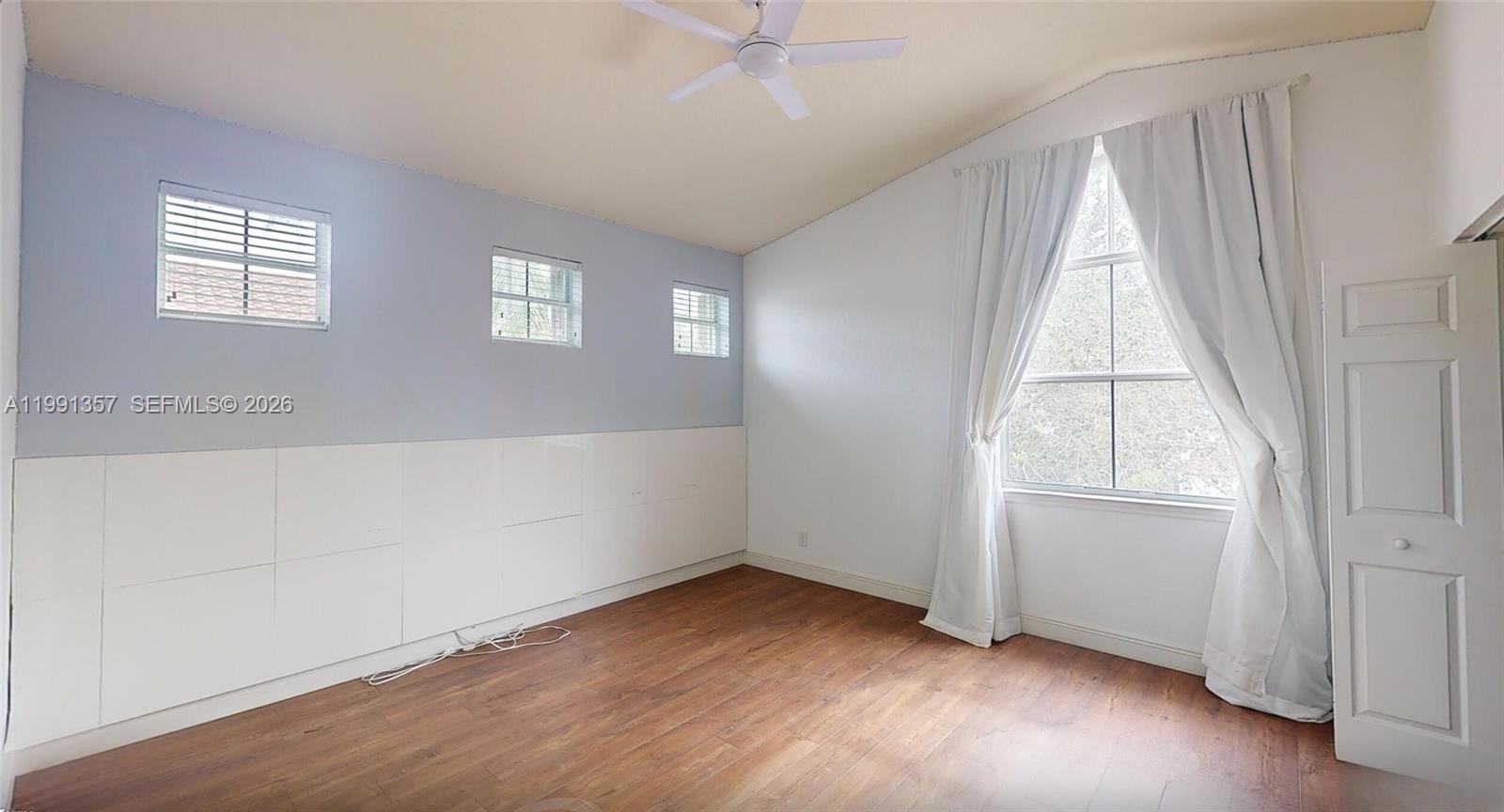 Photo of 949 Harbor Vw N  (949), Hollywood, Florida, 33019 - 