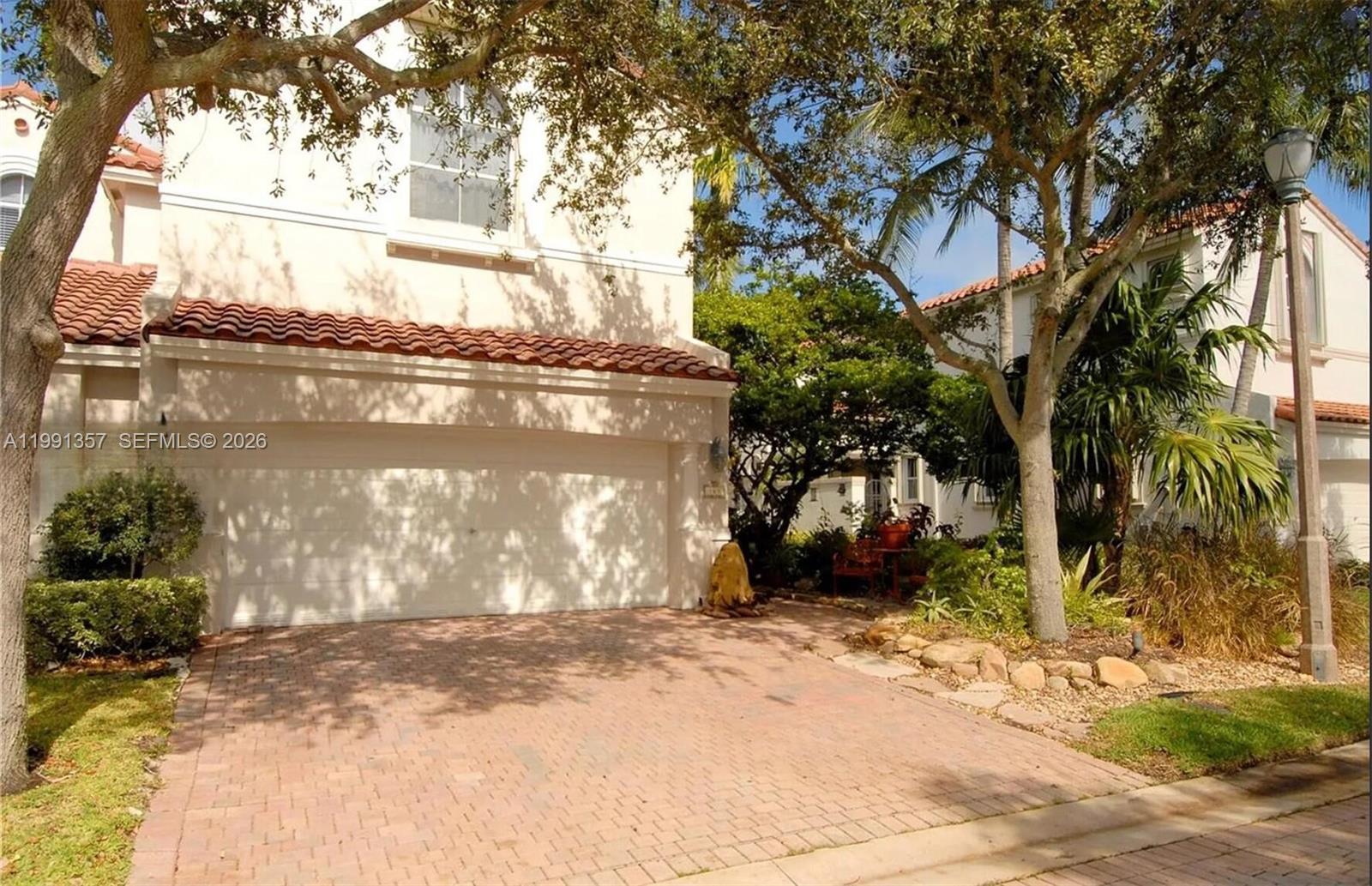 Photo of 949 Harbor Vw N  (949), Hollywood, Florida, 33019 - 