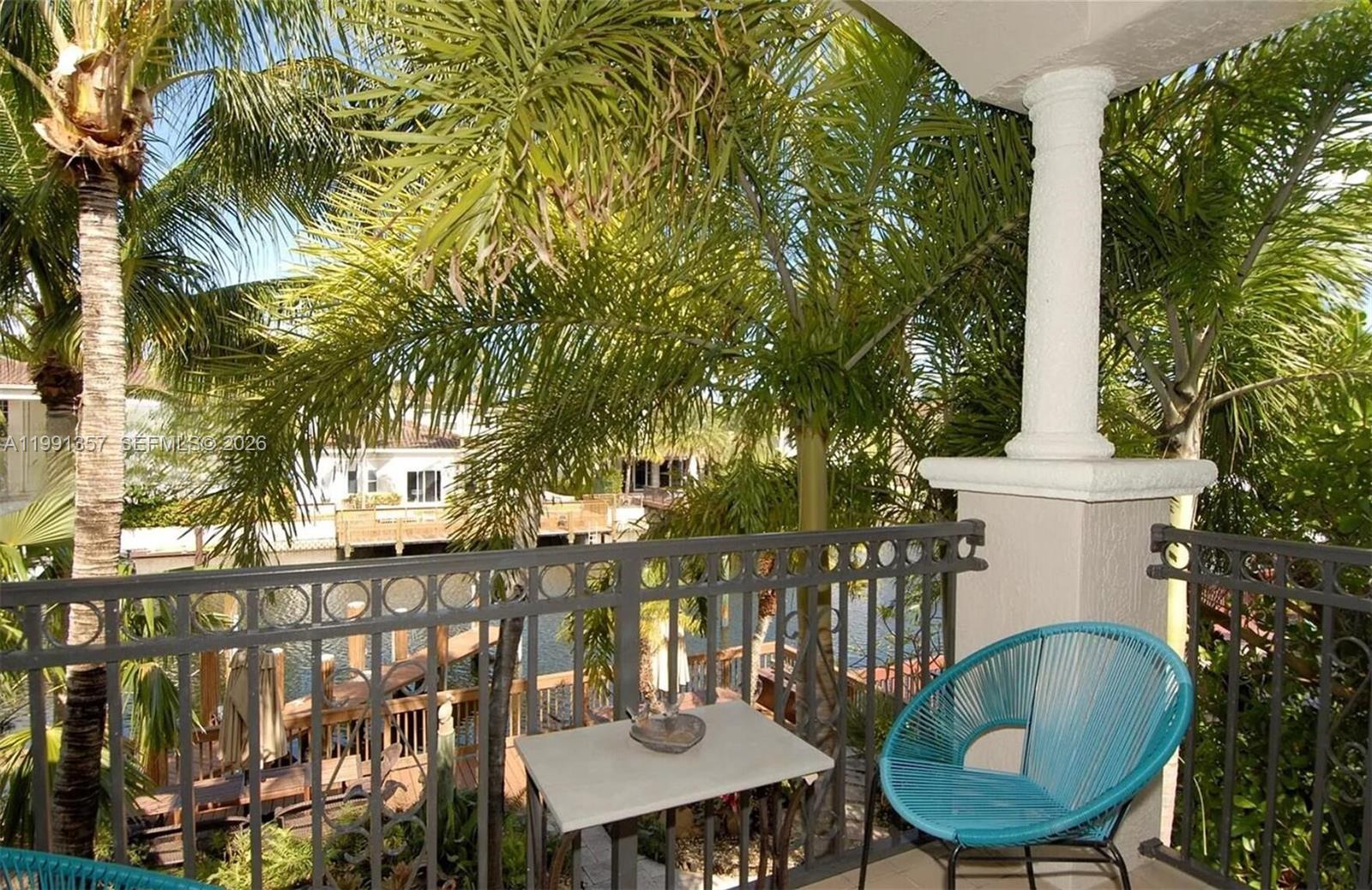 Photo of 949 Harbor Vw N  (949), Hollywood, Florida, 33019 - 