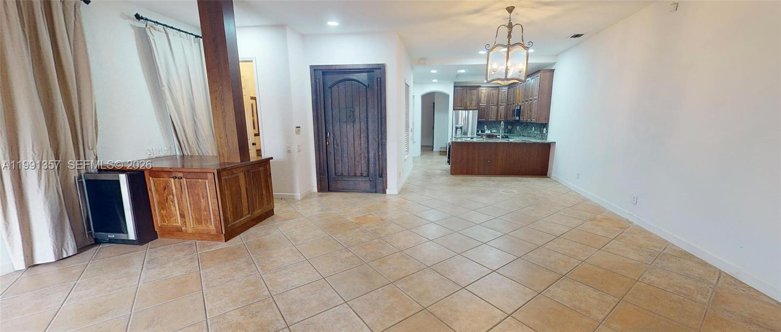 Photo of 949 Harbor Vw N  (949), Hollywood, Florida, 33019 - 