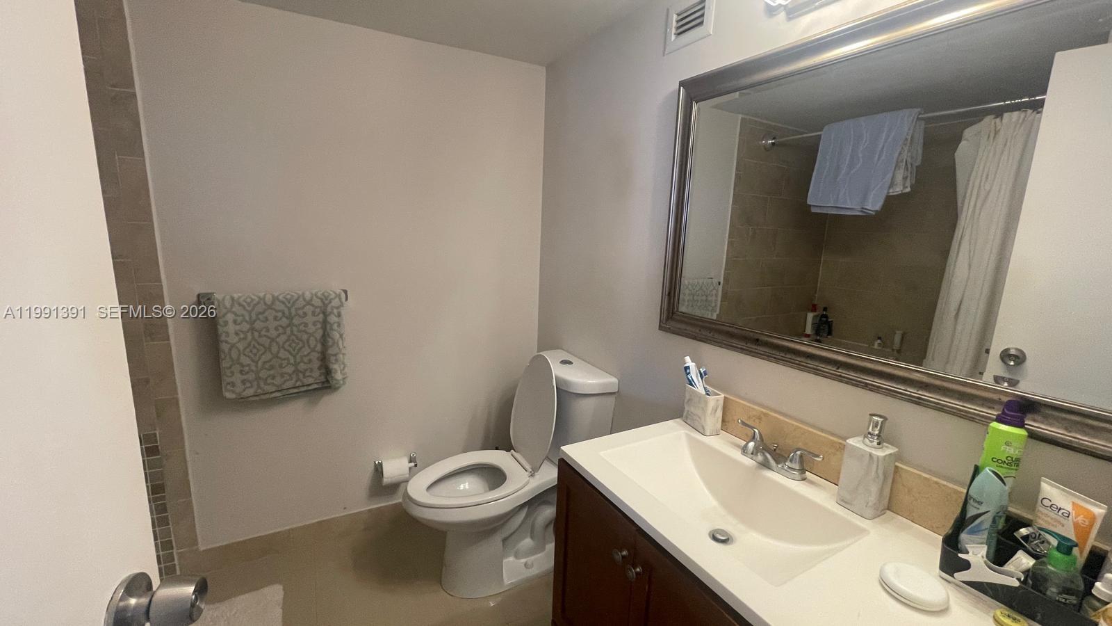 Photo of 2017 OCEAN DR  #405W, Hallandale Beach, Florida, 33009 - 