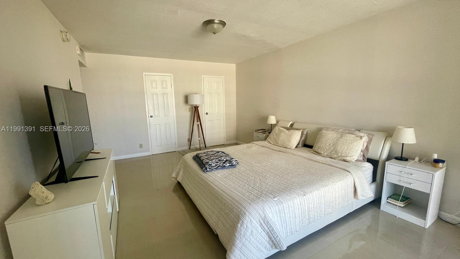 Photo of 2017 OCEAN DR  #405W, Hallandale Beach, Florida, 33009 - 