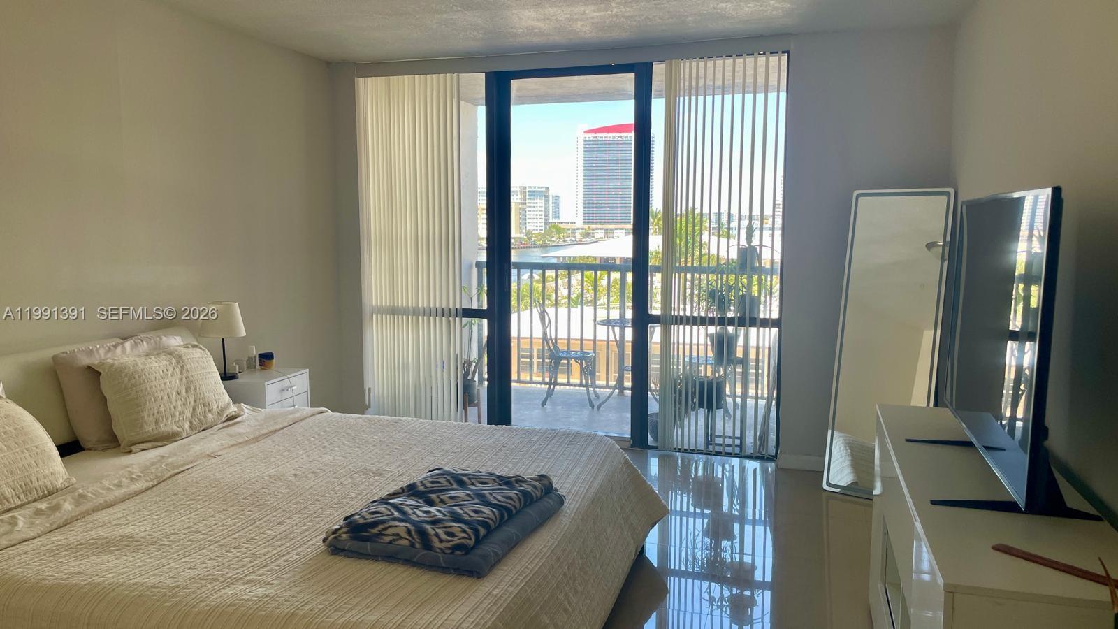 Photo of 2017 OCEAN DR  #405W, Hallandale Beach, Florida, 33009 - 