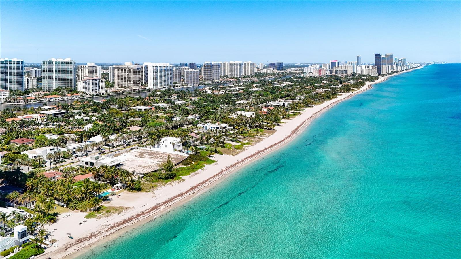 5 4 / 6 4992 sq. ft. $ 2026-03-30 0 foto