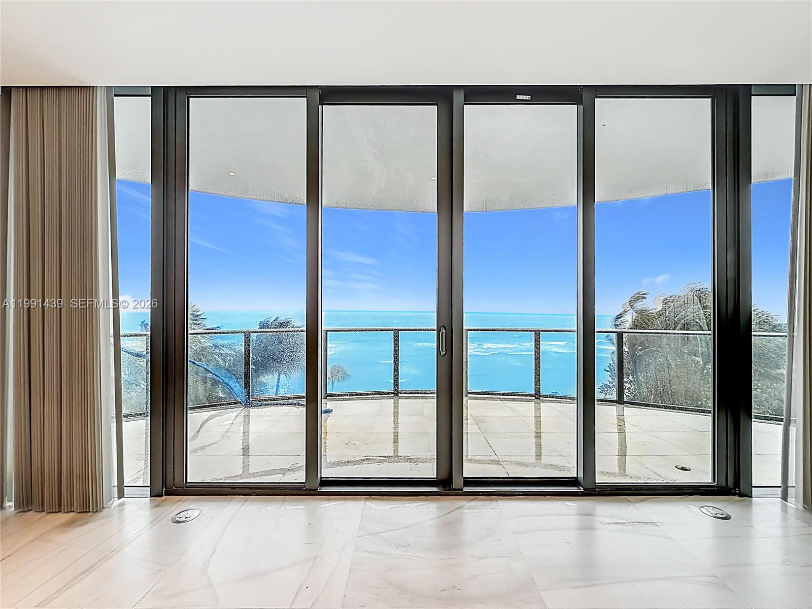 5 4 / 6 4992 sq. ft. $ 2026-03-30 0 foto