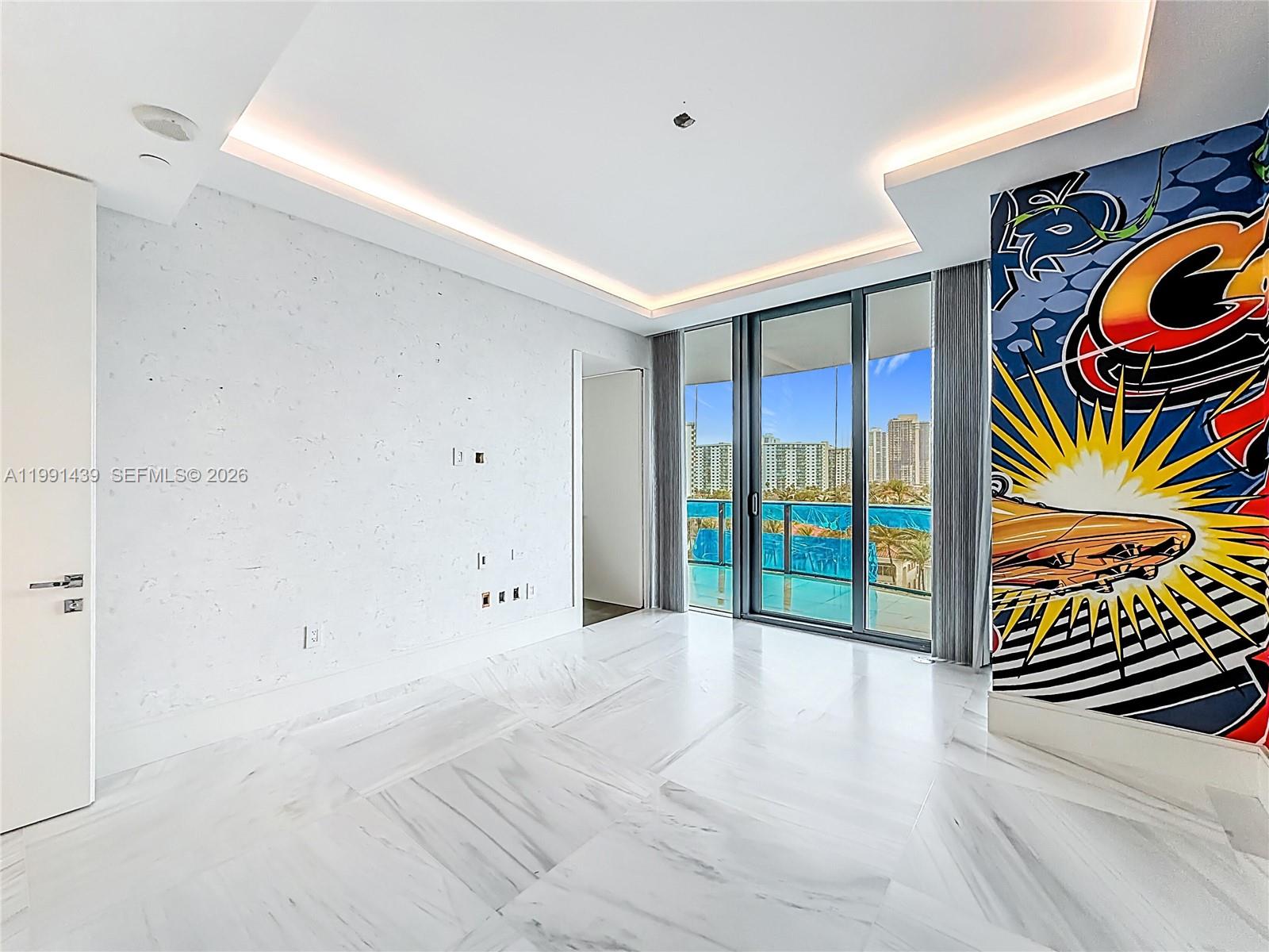 5 4 / 6 4992 sq. ft. $ 2026-03-30 0 foto