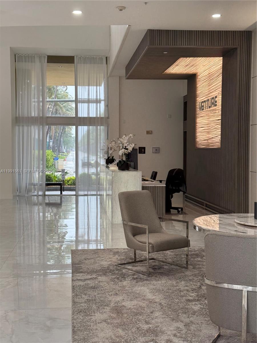 Photo of 18800 29th Ave #822, Aventura, Florida, 33180 -