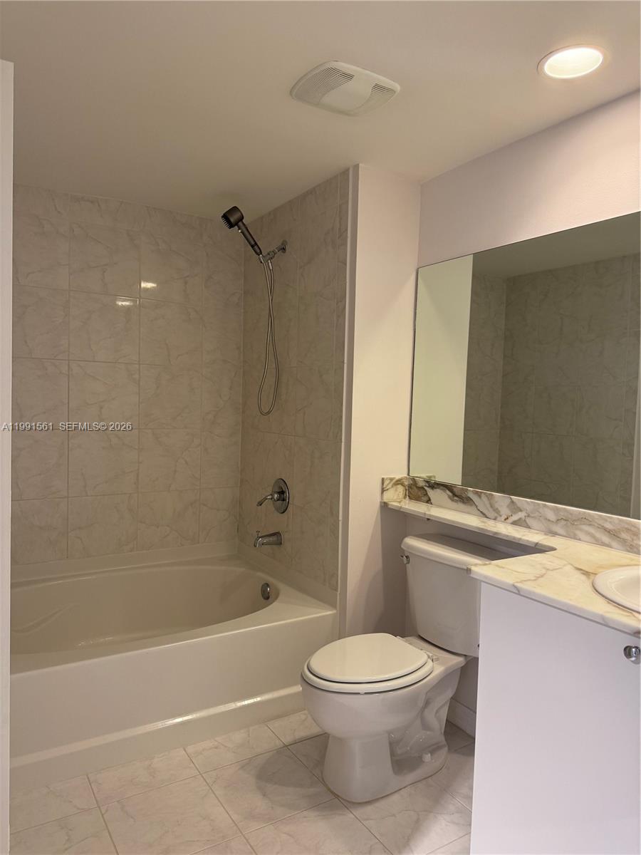 Photo of 18800 29th Ave #822, Aventura, Florida, 33180 -