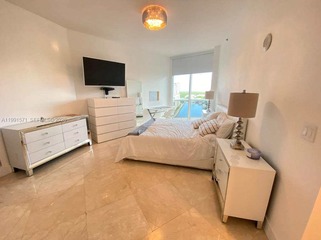 1005 2 / 2 1435 sq. ft. $ 2026-03-30 0 Photo