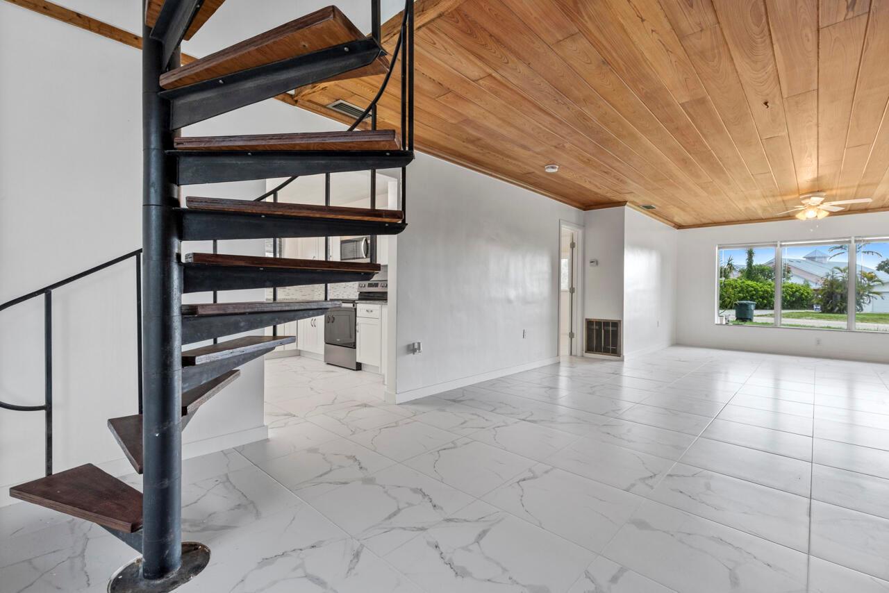 Ver detalles / 0 2481 sq. ft. $ 2026-06-19 0 foto