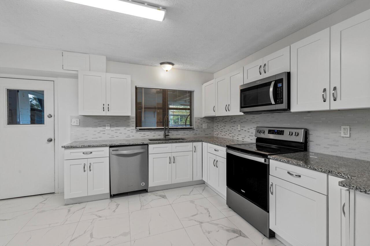 Ver detalles / 0 2481 sq. ft. $ 2026-06-19 0 foto