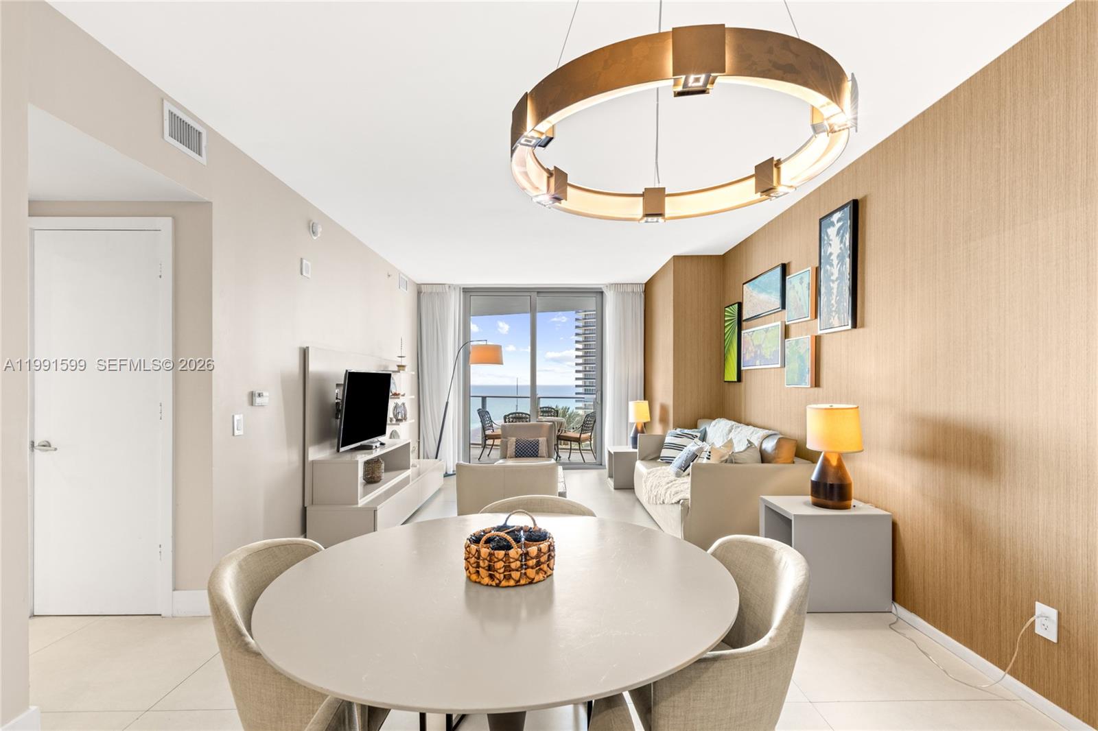 1107 1 / 1 852 кв.футов $ 2026-03-30 0 Фото