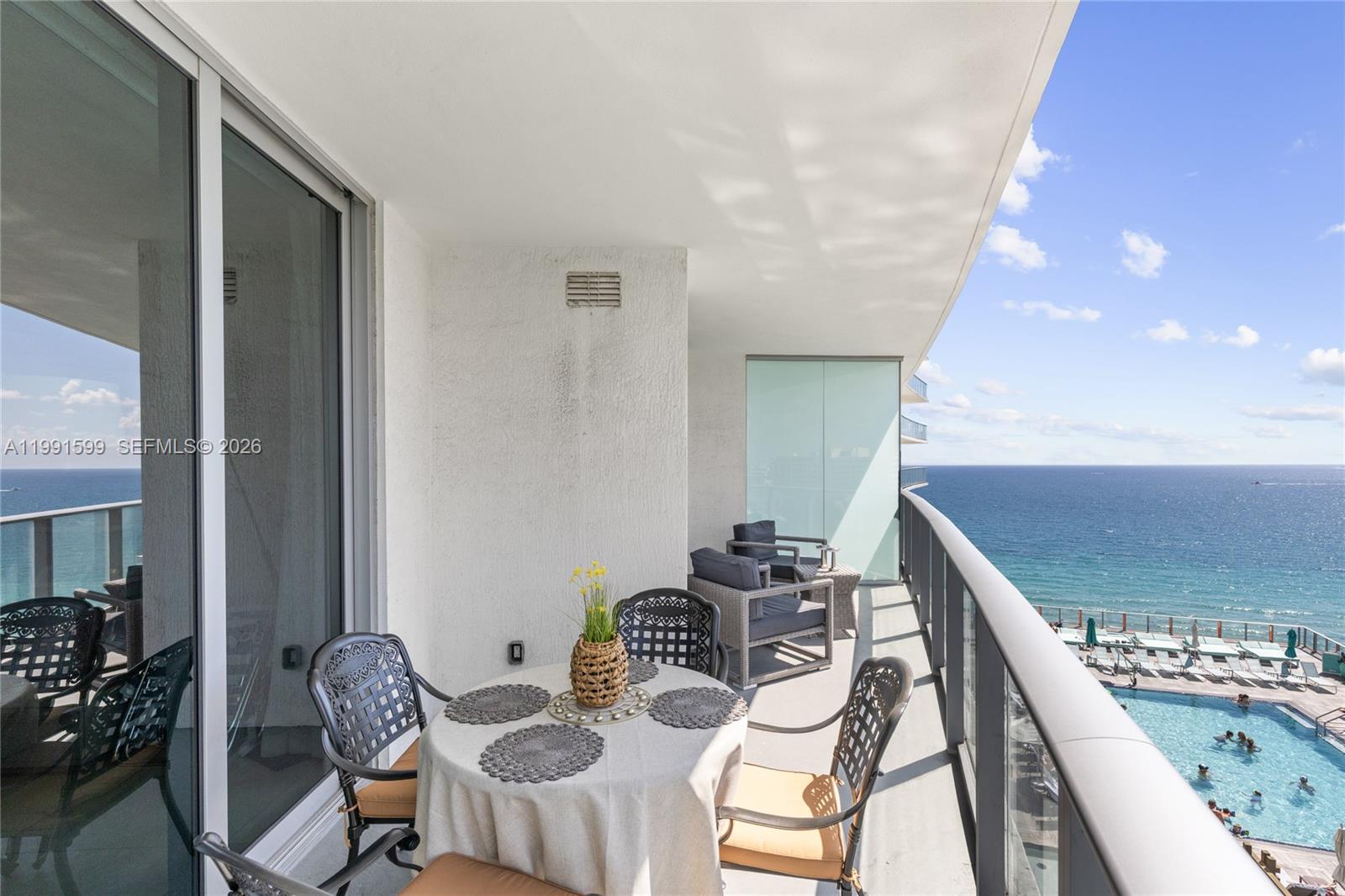 1107 1 / 1 852 кв.футов $ 2026-03-30 0 Фото