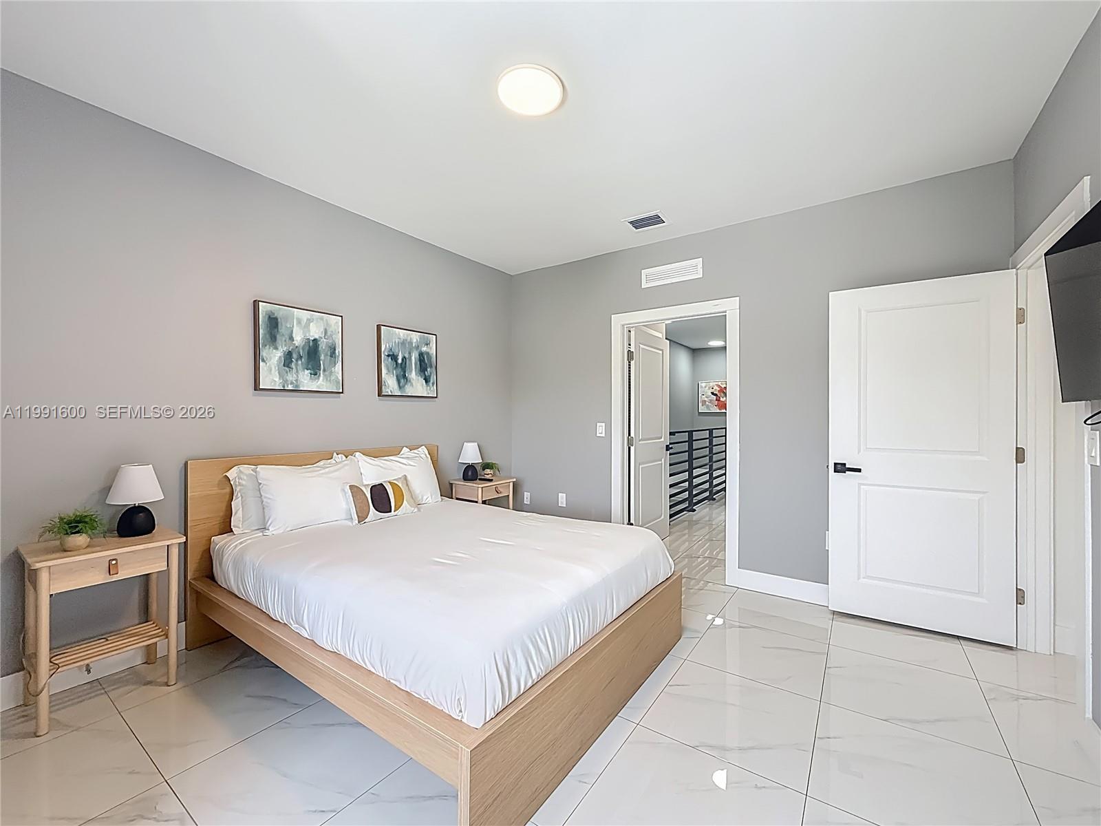   /  3456 sq. ft. $ 2026-03-30 0 Photo