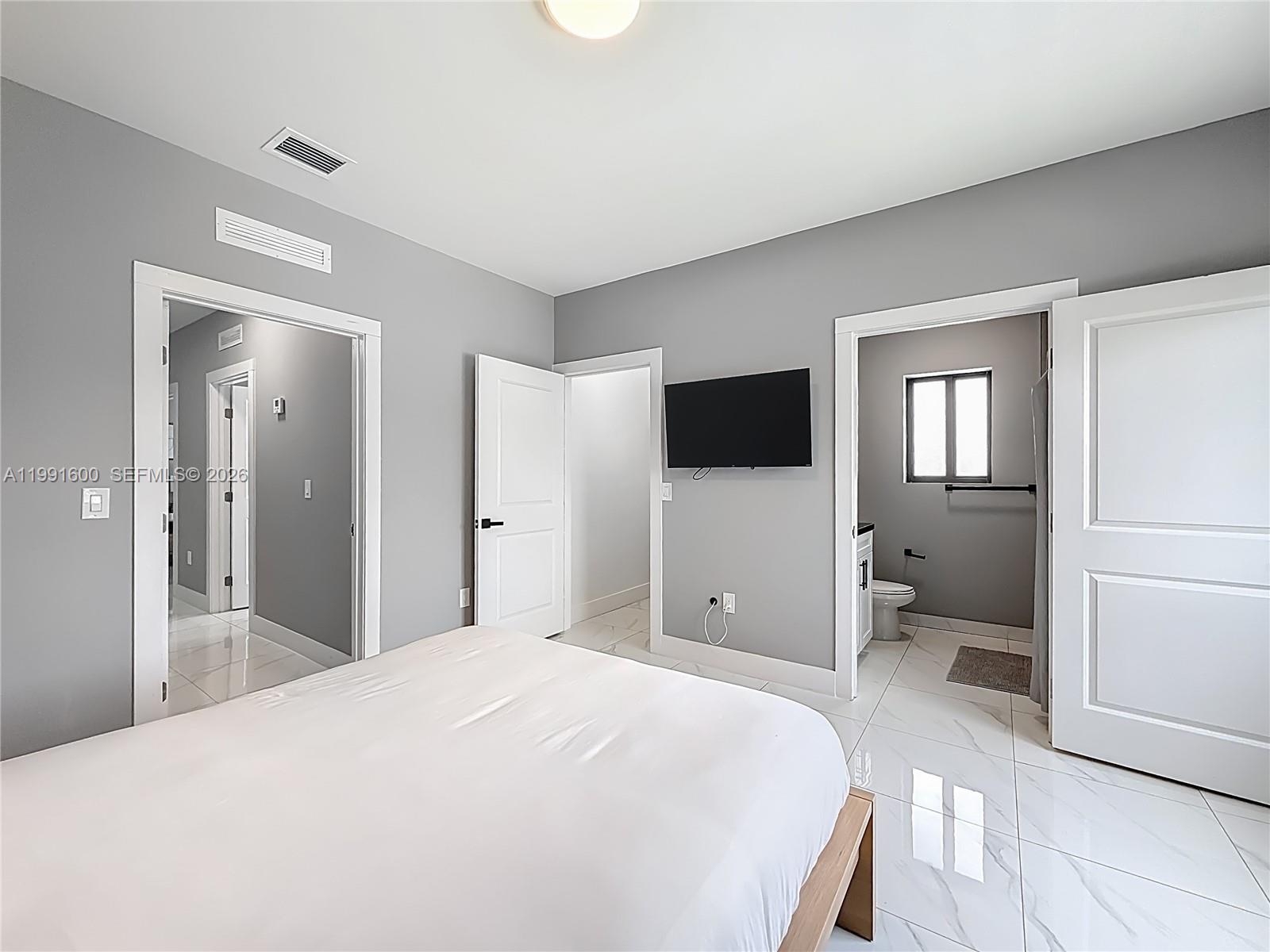   /  3456 sq. ft. $ 2026-03-30 0 Photo
