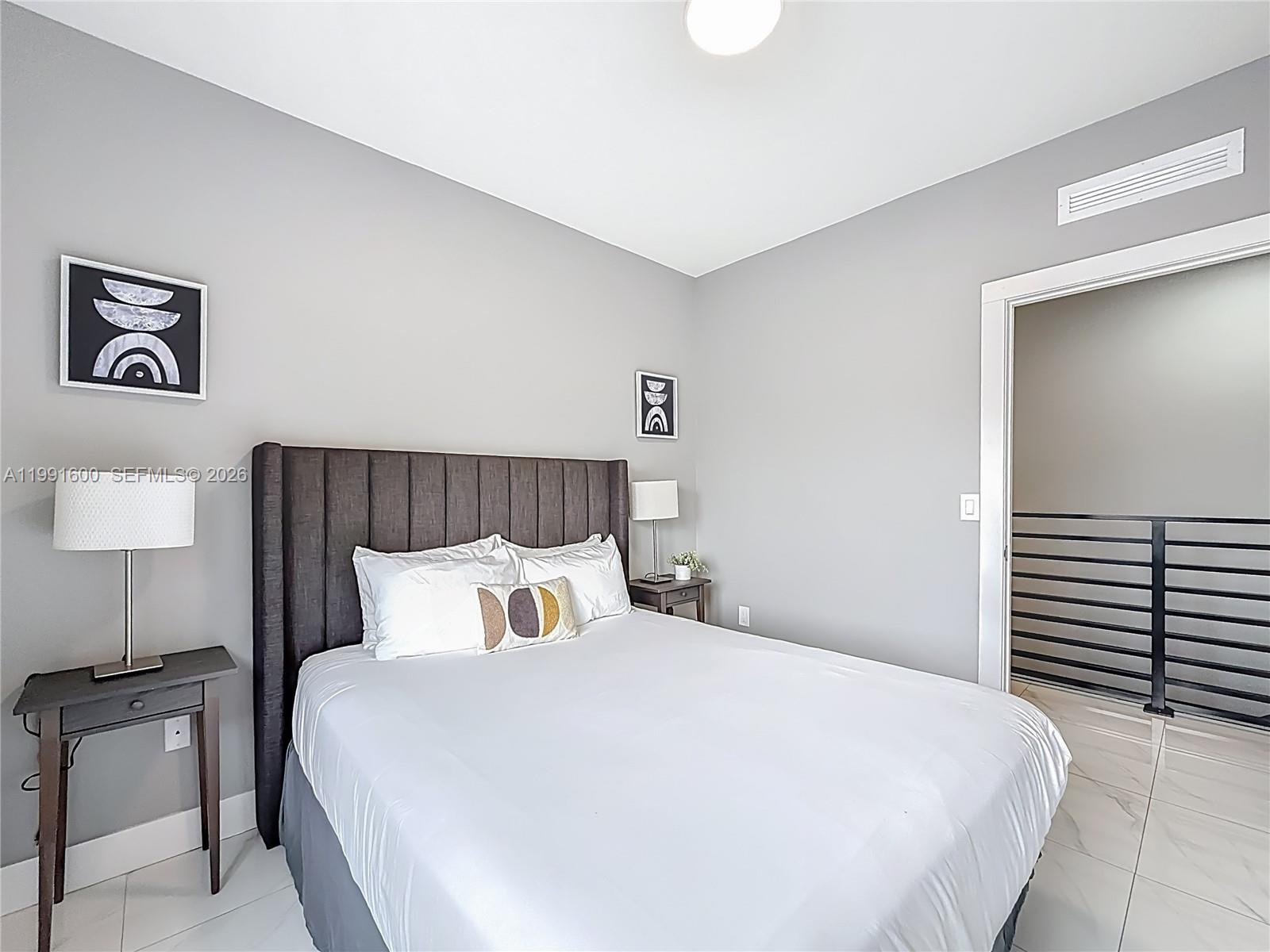   /  3456 sq. ft. $ 2026-03-30 0 Photo