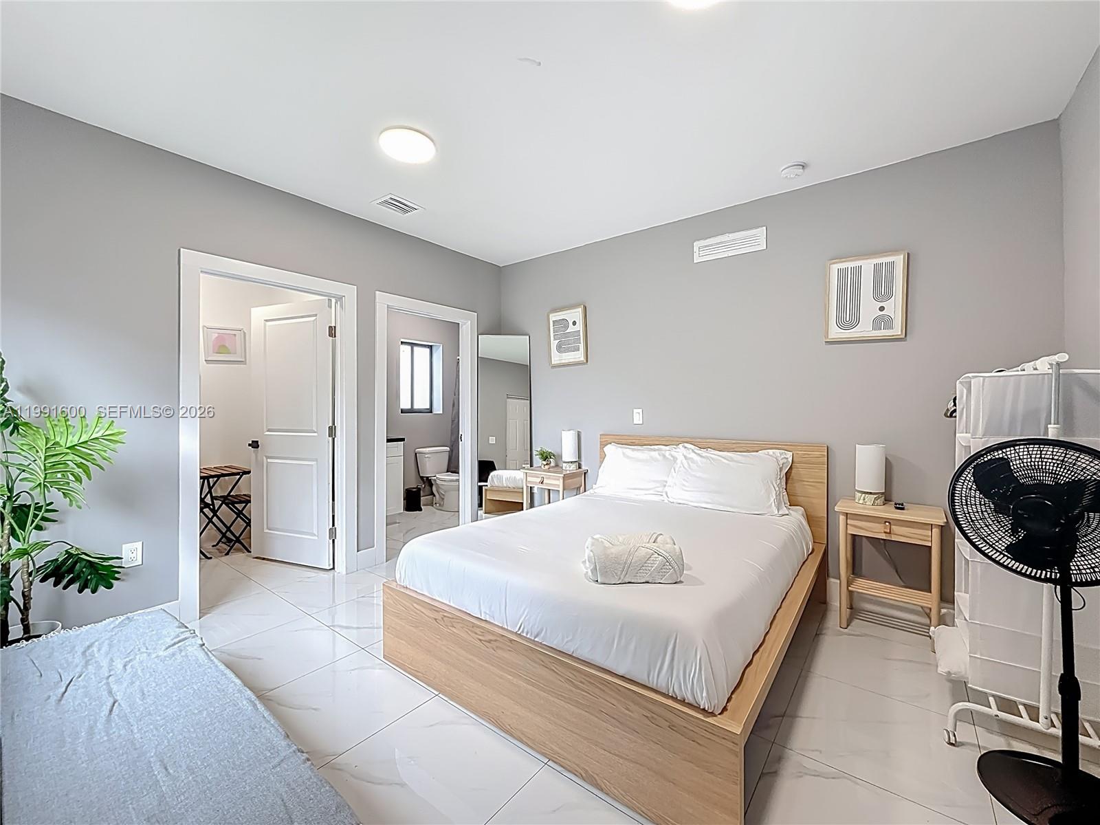   /  3456 sq. ft. $ 2026-03-30 0 Photo