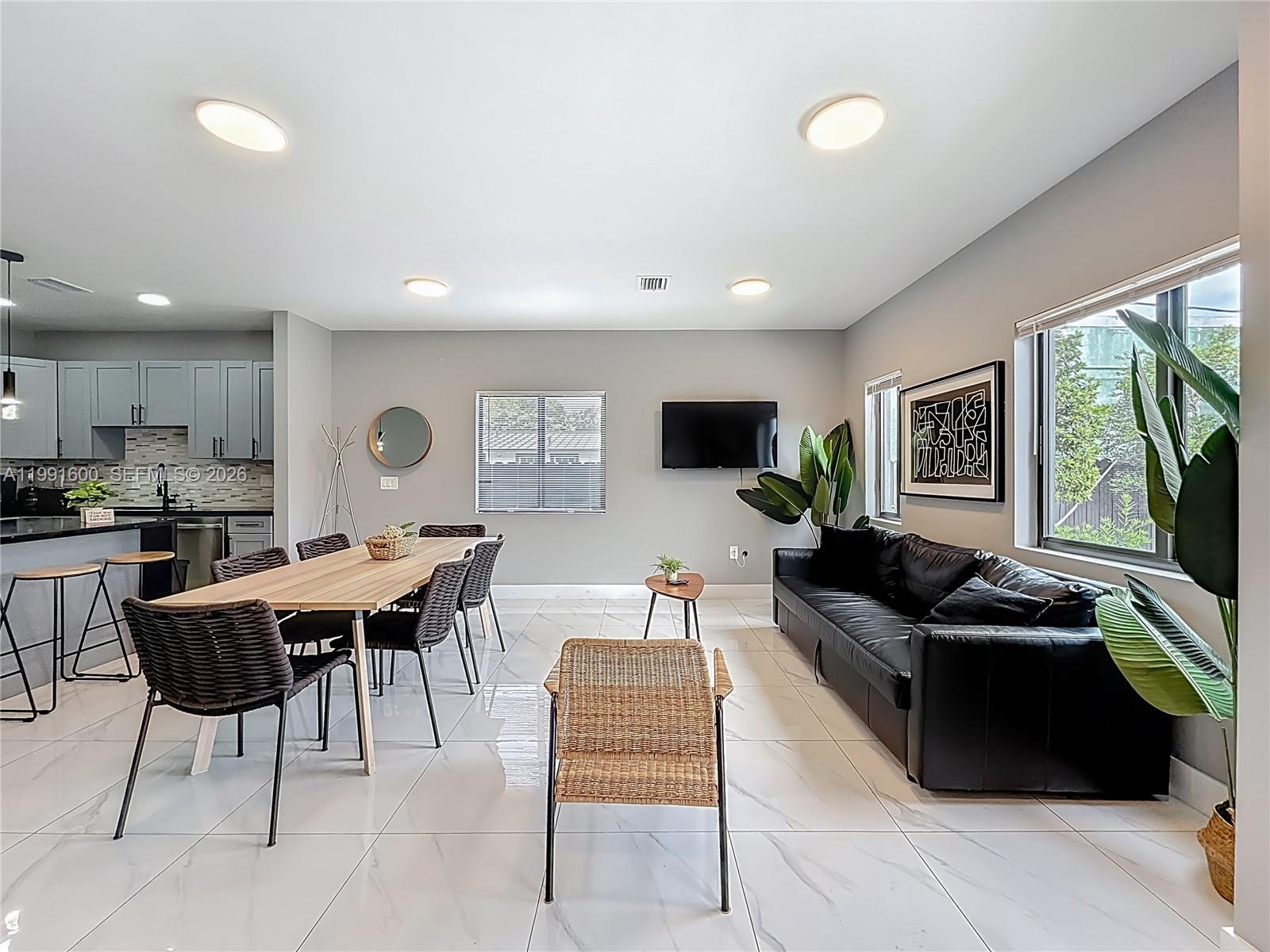   /  3456 sq. ft. $ 2026-03-30 0 Photo