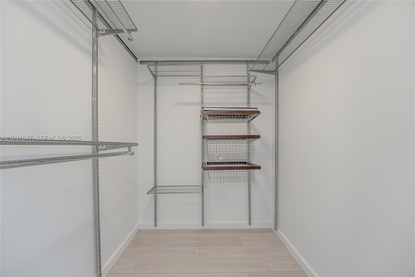 Photo of 450 Alton Road  #906, Miami Beach, Florida, 33139 - 