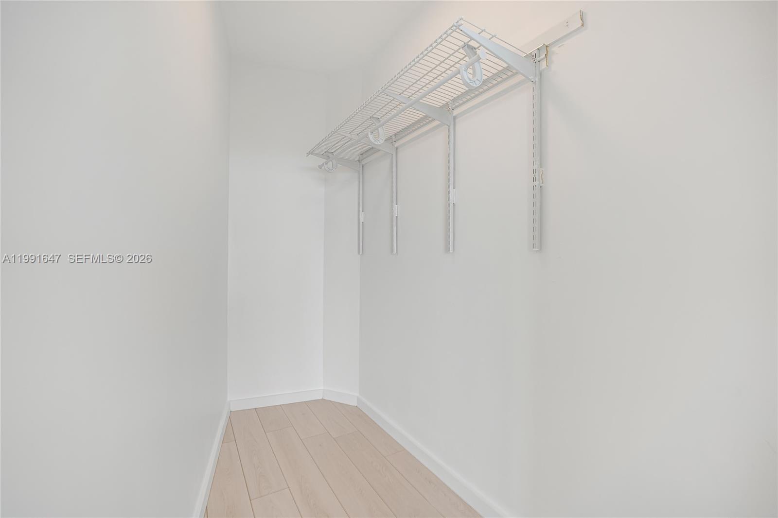 Photo of 450 Alton Road  #906, Miami Beach, Florida, 33139 - 