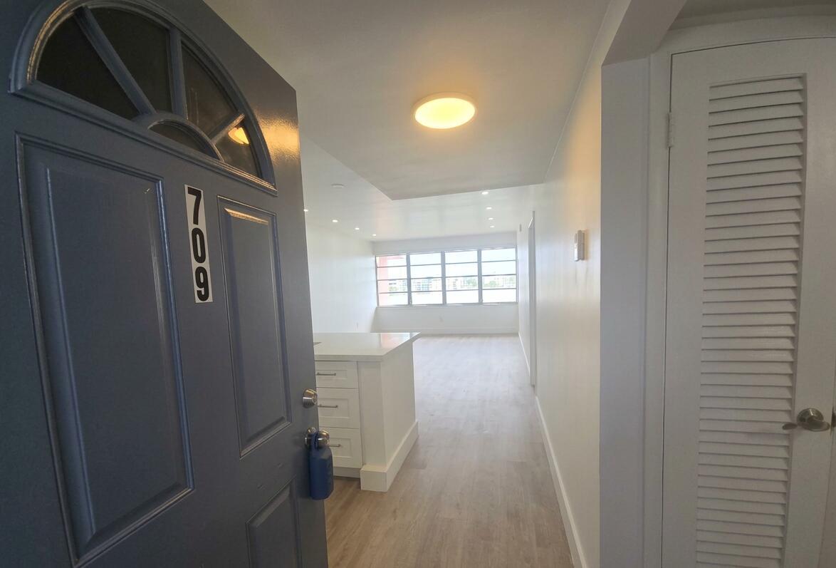 709 1 / 1 793 sq. ft. $ 2026-06-21 0 foto