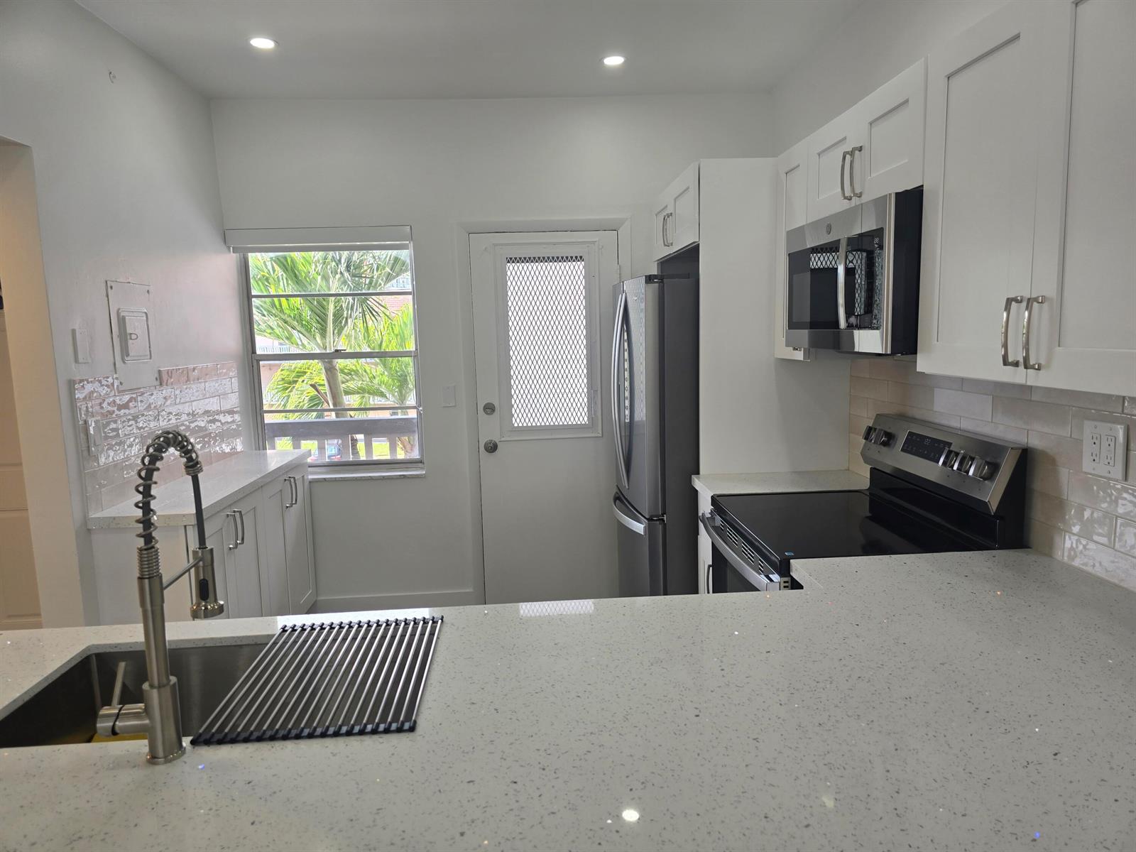 709 1 / 1 793 sq. ft. $ 2026-06-21 0 foto