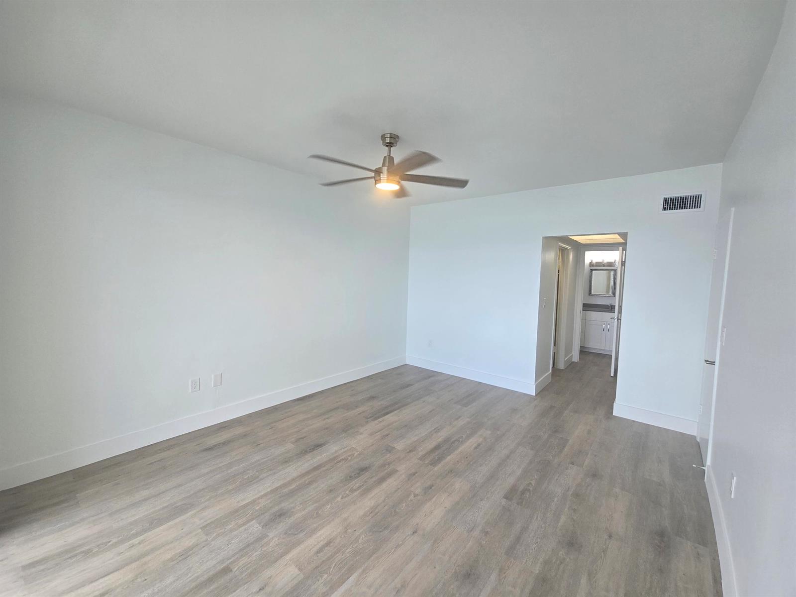 709 1 / 1 793 sq. ft. $ 2026-06-21 0 foto