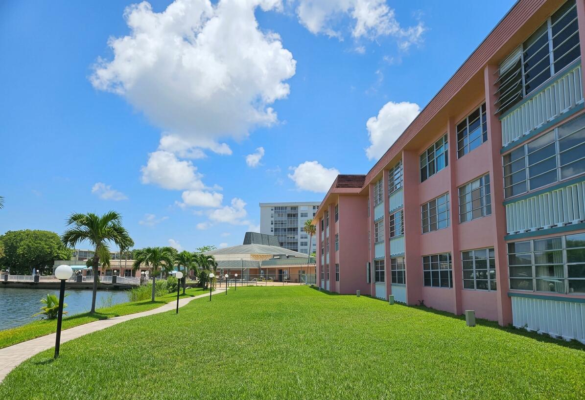 709 1 / 1 793 sq. ft. $ 2026-06-21 0 foto