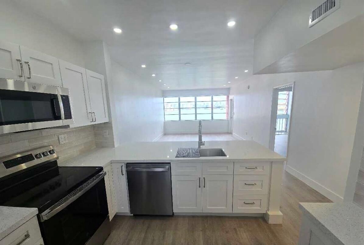 709 1 / 1 793 sq. ft. $ 2026-06-21 0 foto