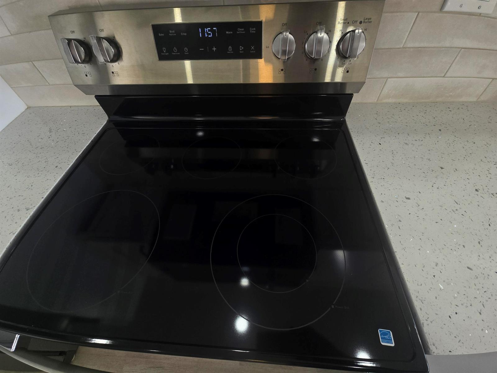 709 1 / 1 793 sq. ft. $ 2026-06-21 0 foto