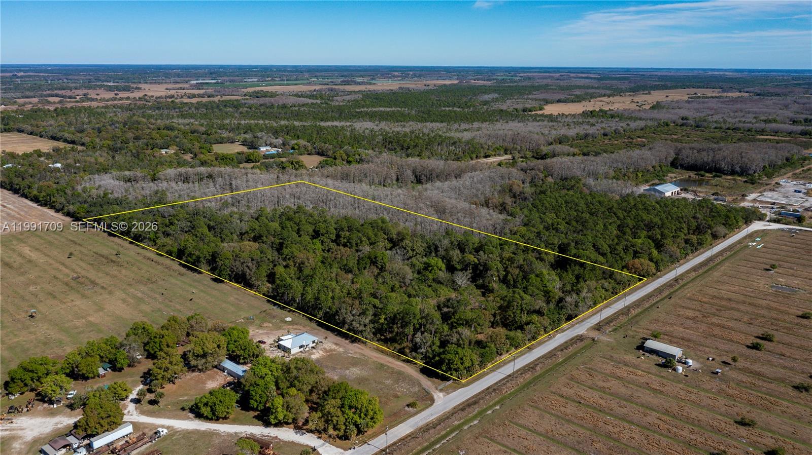 Подробнее / кв.футов $ 2026-03-30 0 Фото